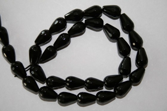 Onyx Tropfen, facettiert, 12 mm