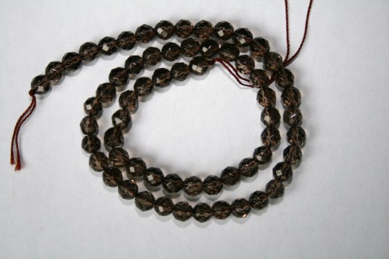 Rauchquarz Perlen, facettiert, 6 mm
