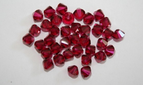 Doppelkegel 6 mm, Ruby