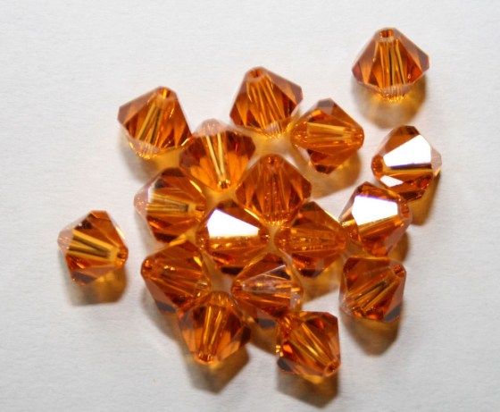 Doppelkegel 6 mm, topas