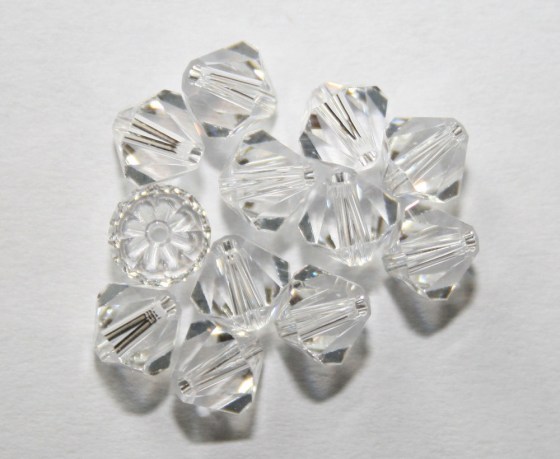 Doppelkegel 6 mm, kristall