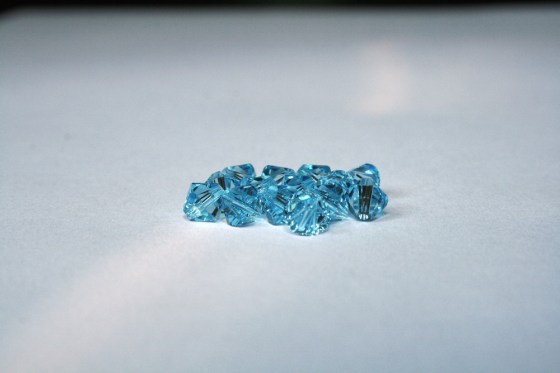 Doppelkegel 6 mm, Aquamarin